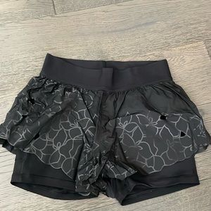 Lululemon Fabled Forest Shorts